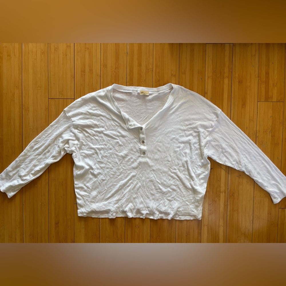 DONNI. White ribbed shirt with buttons